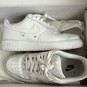Nike Air Force 1 ‘07 SE w/ box
